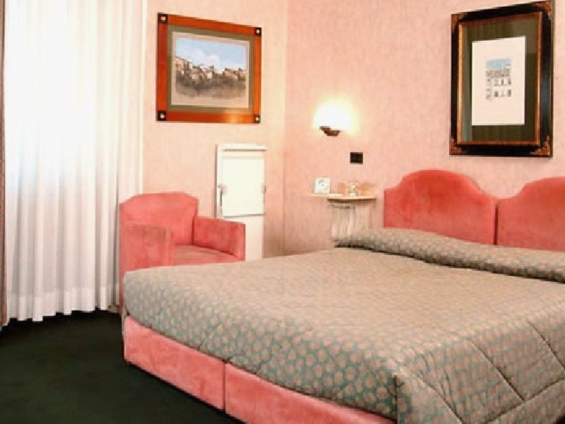 Valle 3* Rome